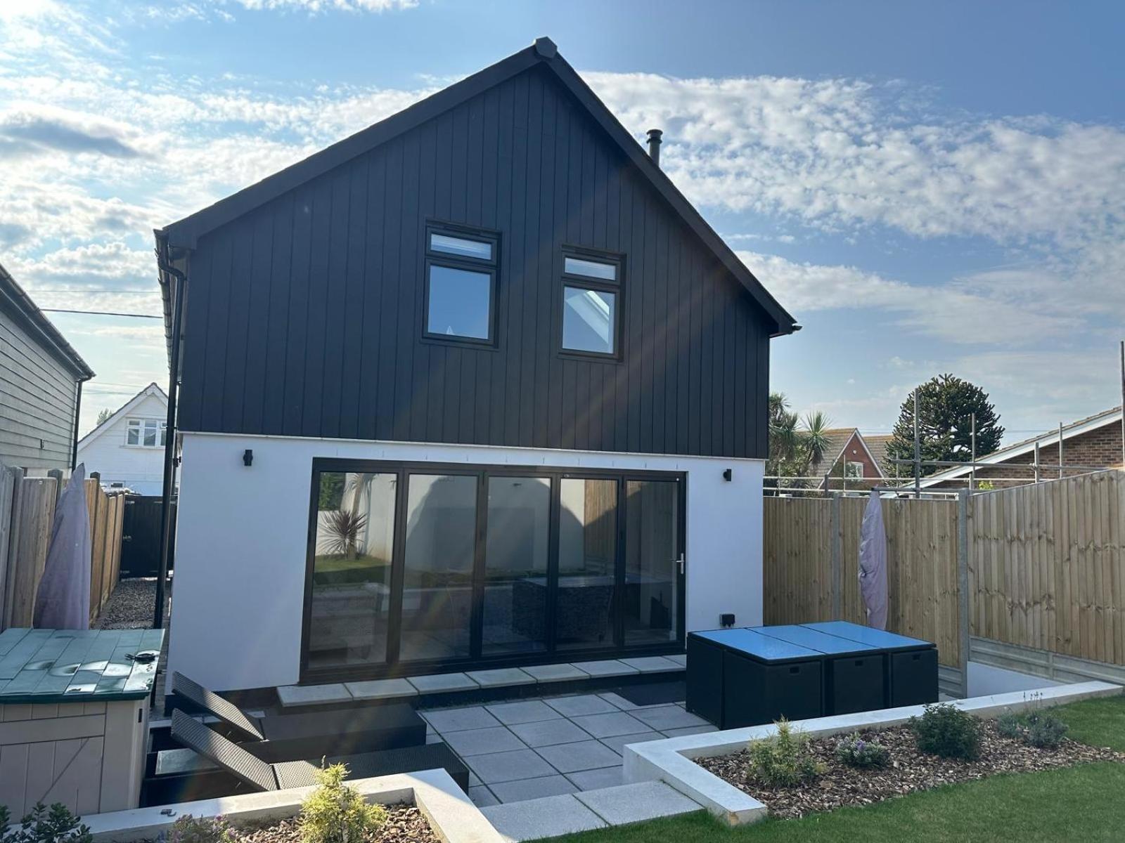The Beach Hut Seasalter Exterior photo